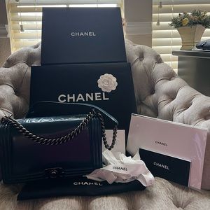 CHANEL Boy Reverso Brand New